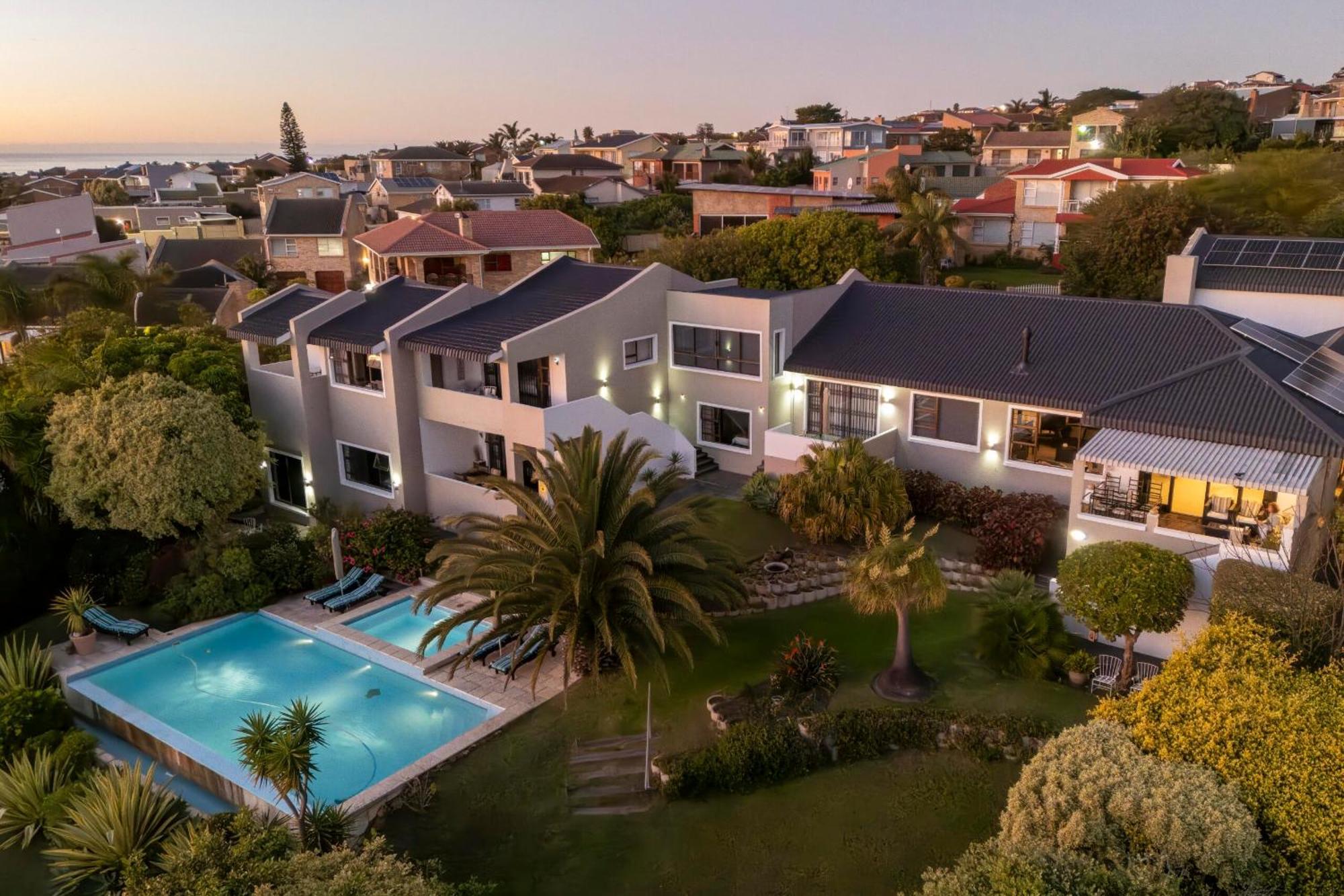 The Ocean Bay Luxury Guesthouse Jeffreys Bay Exterior foto